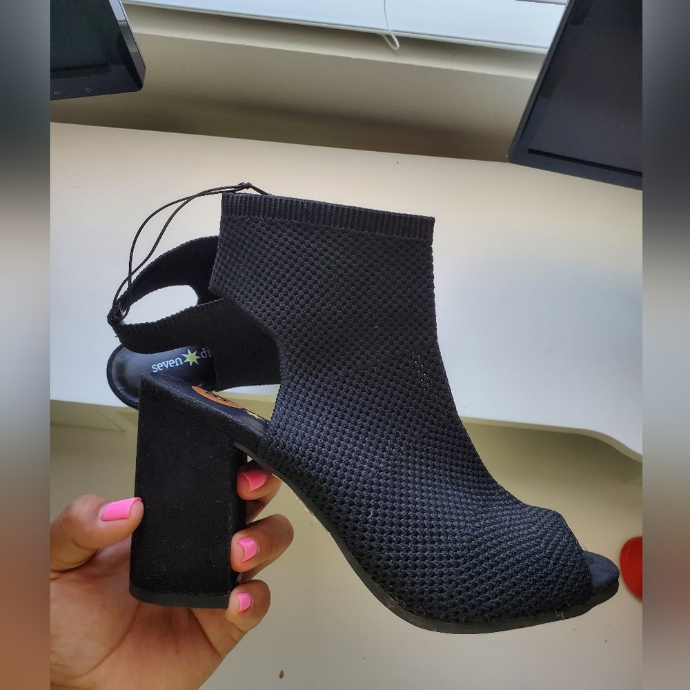 Sock ankle cut out heels
